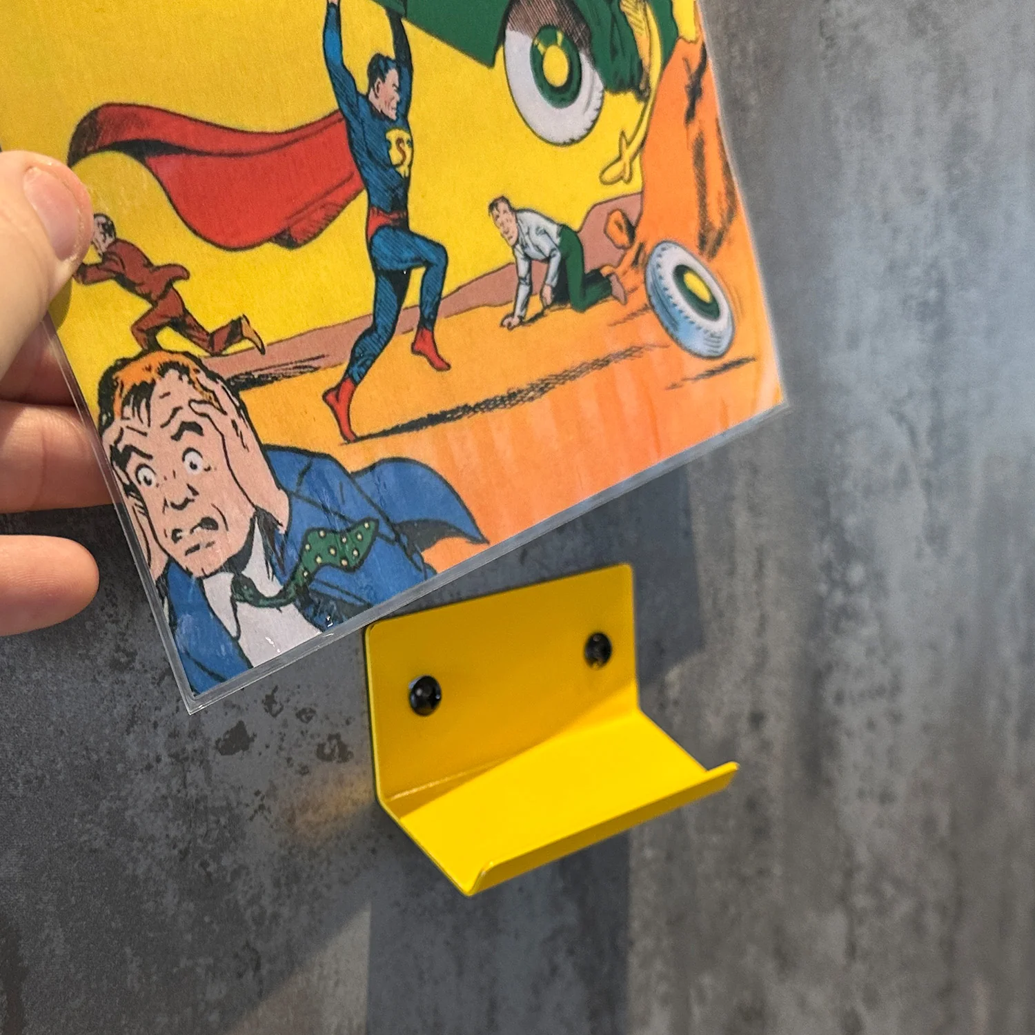 At The Movies Wall Mount Comic Book Holder - Image 10