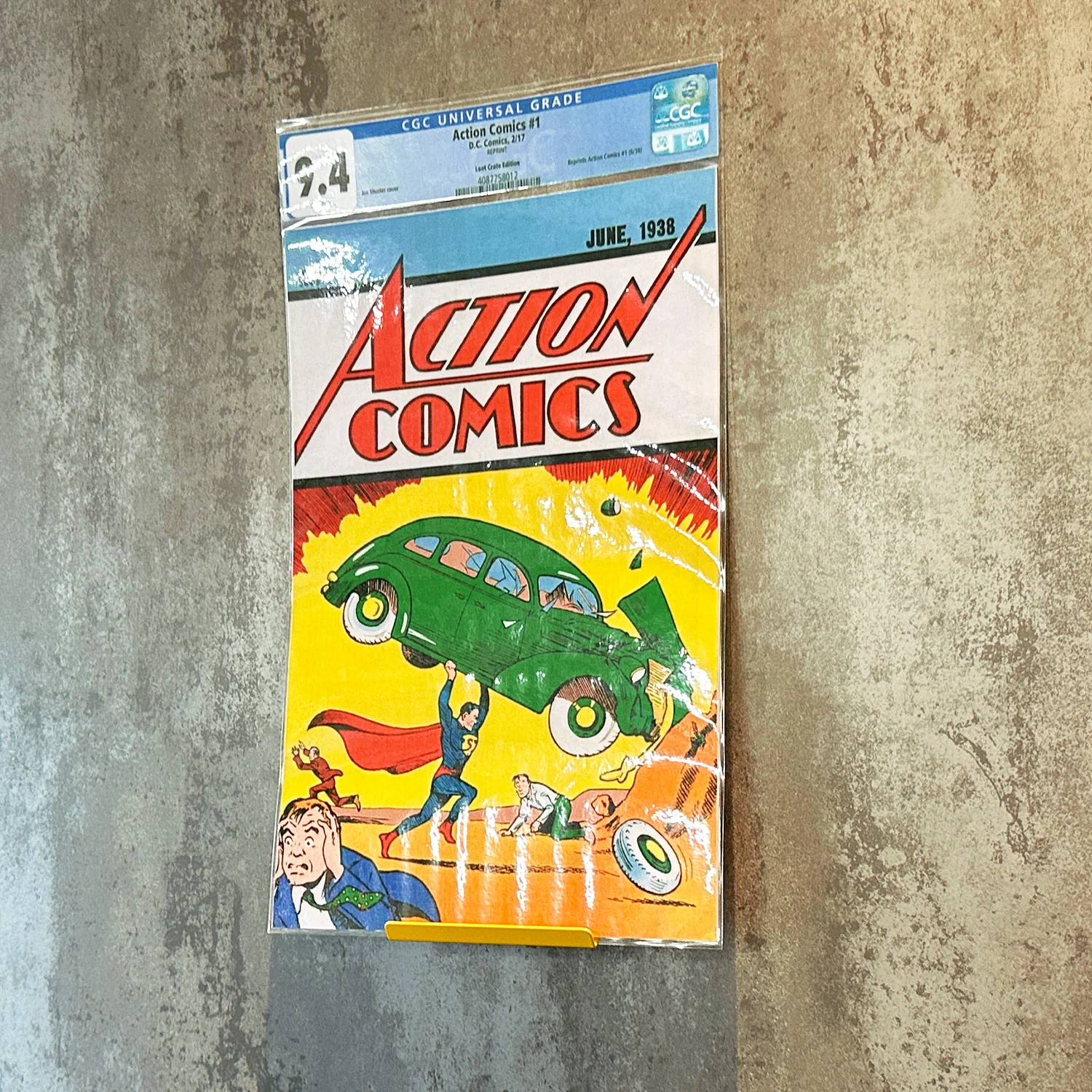 At The Movies Wall Mount Comic Book Holder - Image 5