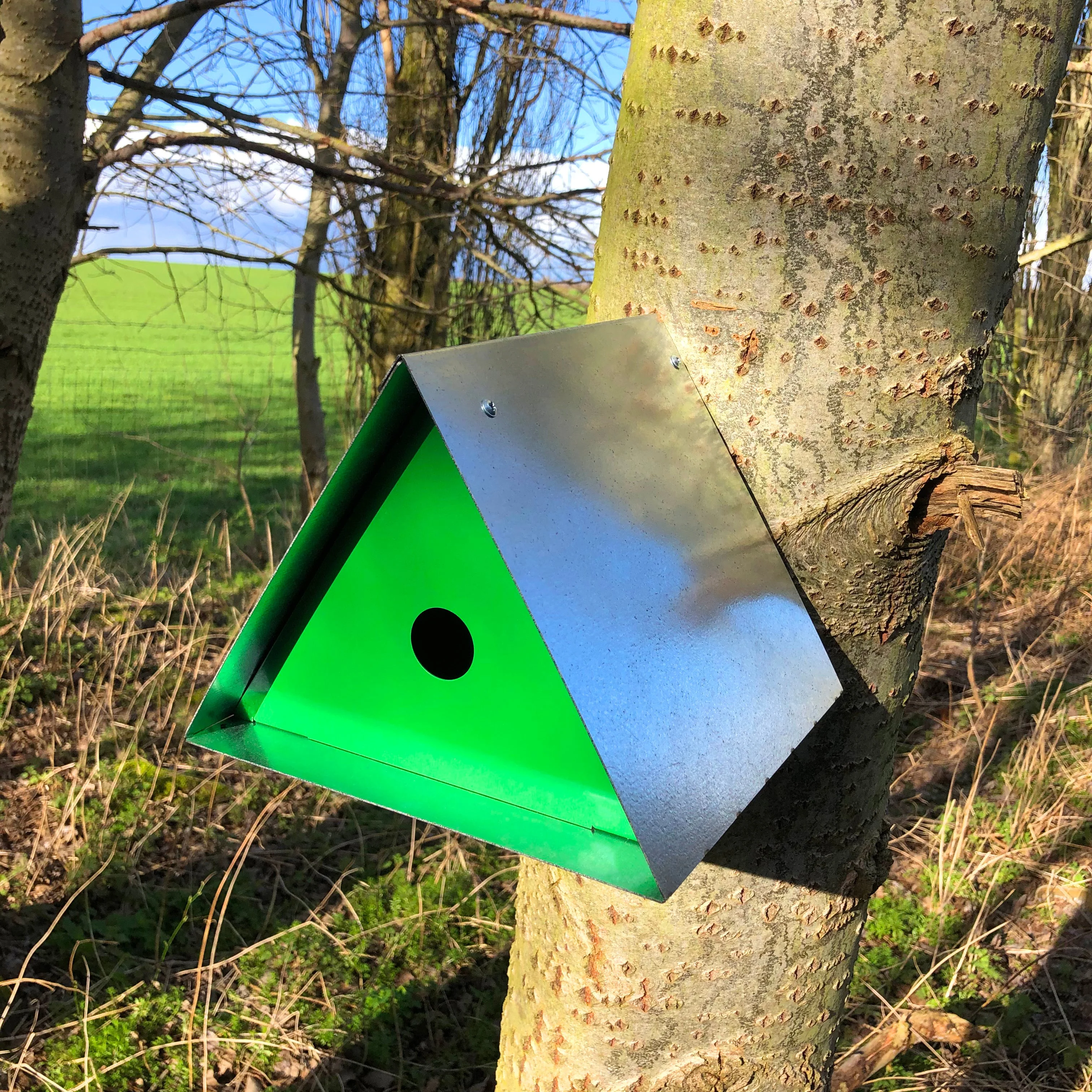 Bellamy Small Triangular Bird Box - Image 11