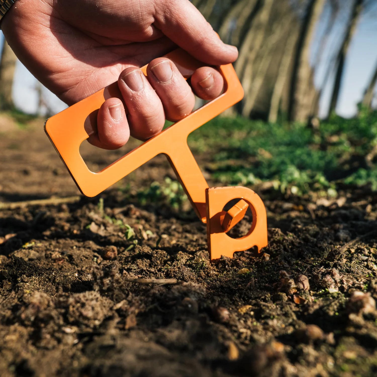 Bellamy Ultra-Strong Tent Peg Puller & Remover Tool - Image 4