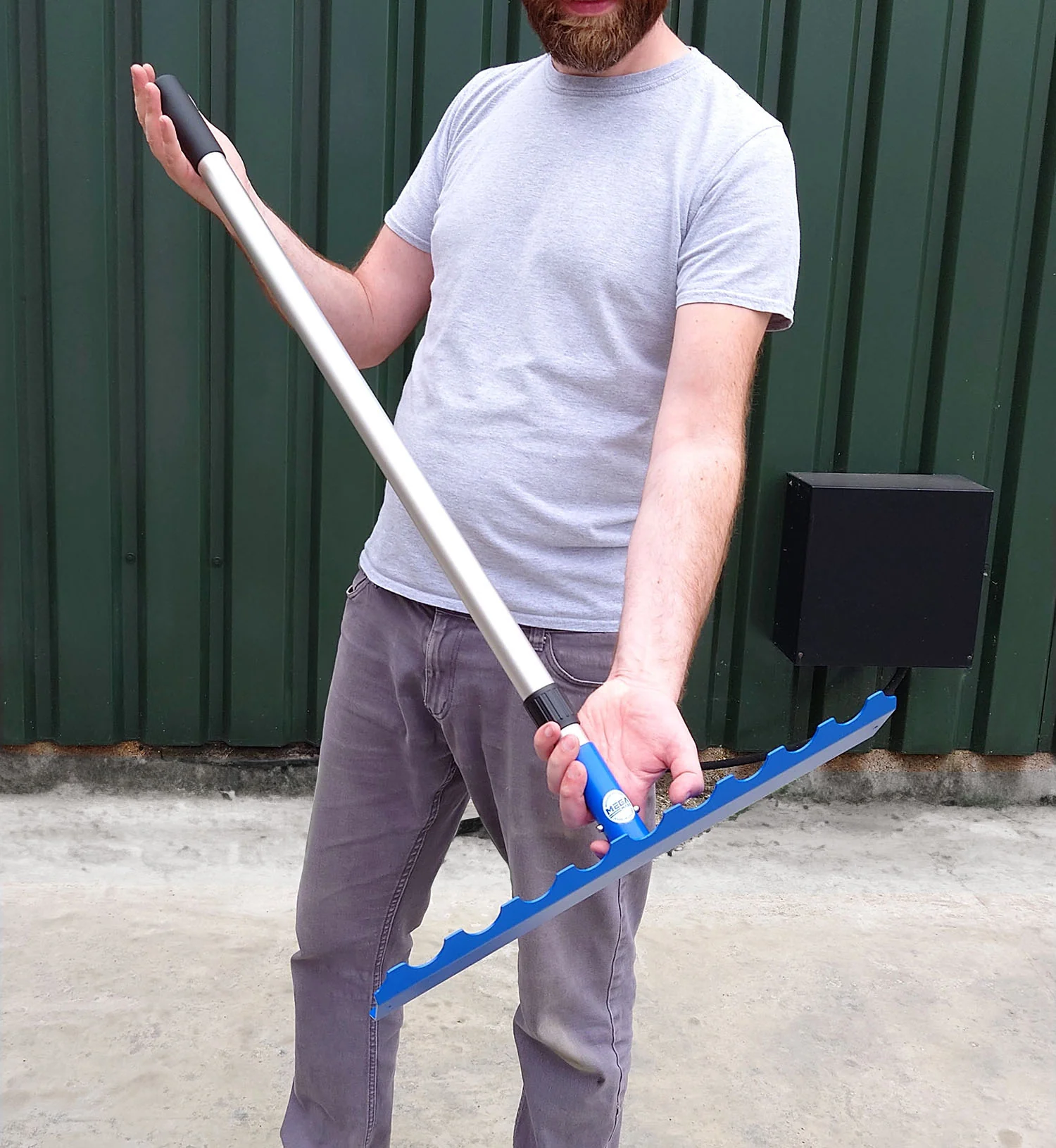 Buzzard UK Concrete Rake & Placer Tool with Telescopic Handle - Image 8