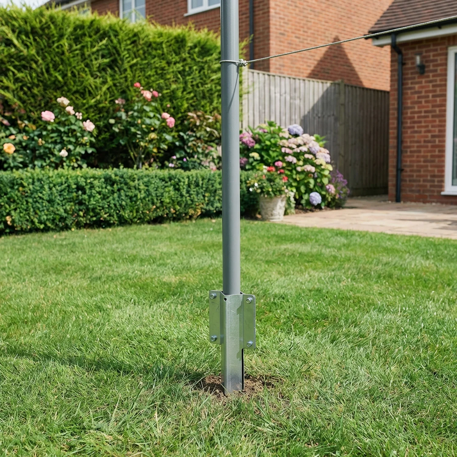 FenceEasy™ Post & Pole Installation Staked Clamp Brackets - Image 12