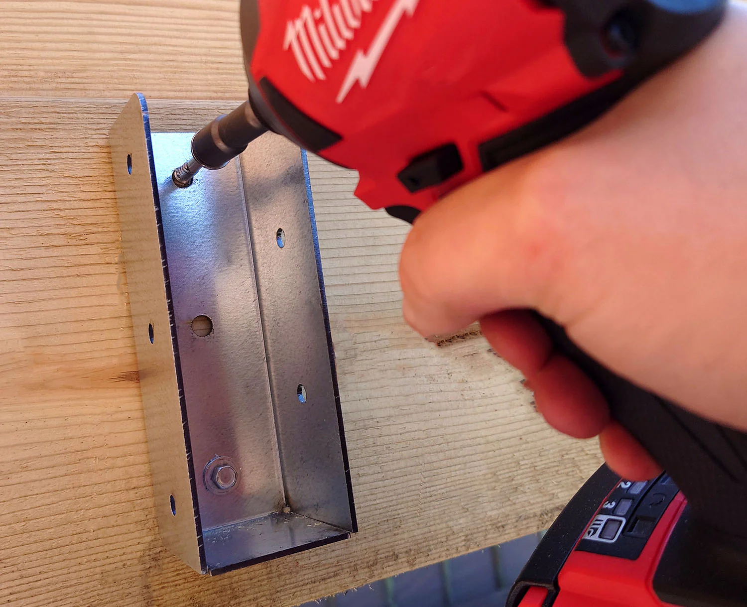 Framola Upwards Angled Rafter Brackets - For Receiving Ends of Sloped Rafters (90 Options Available) - Image 4
