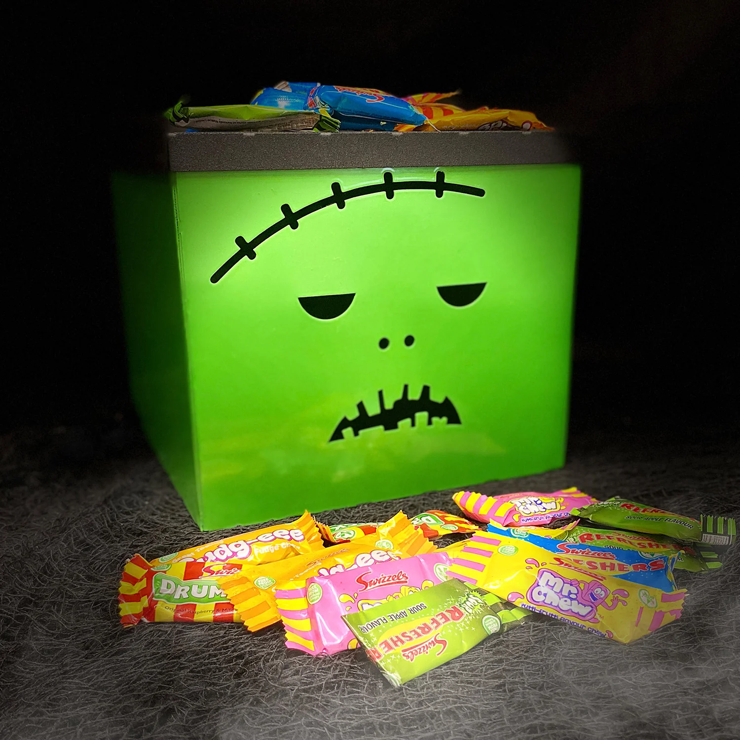 Halloween "Trick or Treat" Frankenstein Box - Image 11