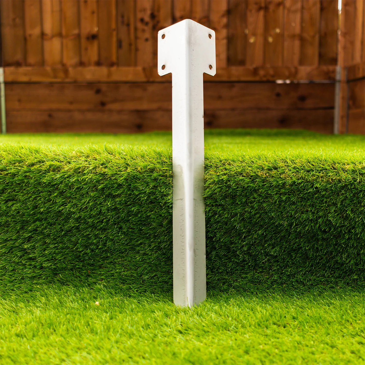 InfiniBracket™ Stainless Steel Corner Railway Sleeper Bracket with Stake - Image 3