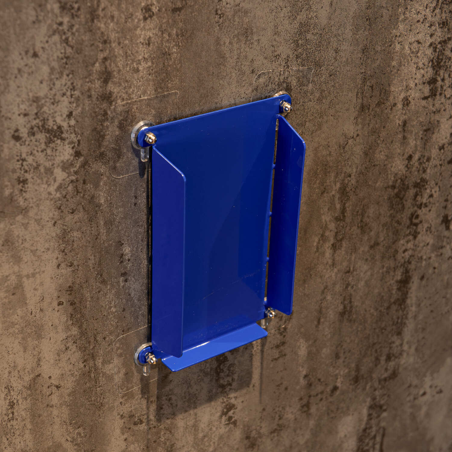 Jake's Farm Yard Wall Mount Stainless Steel Salt Lick Holder - Image 28