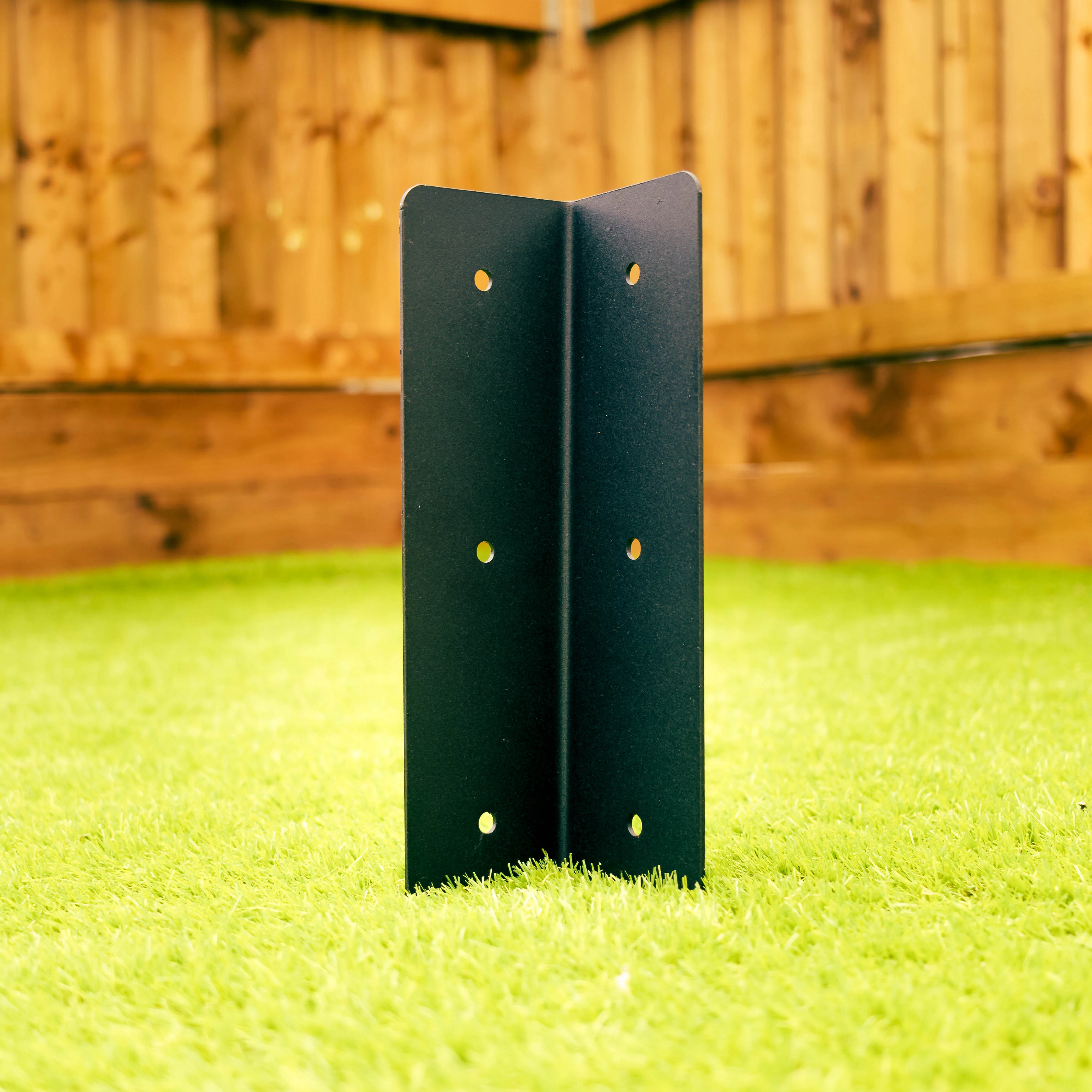 Large Internal & External Corner Joining Railway Sleeper Bracket - Image 3