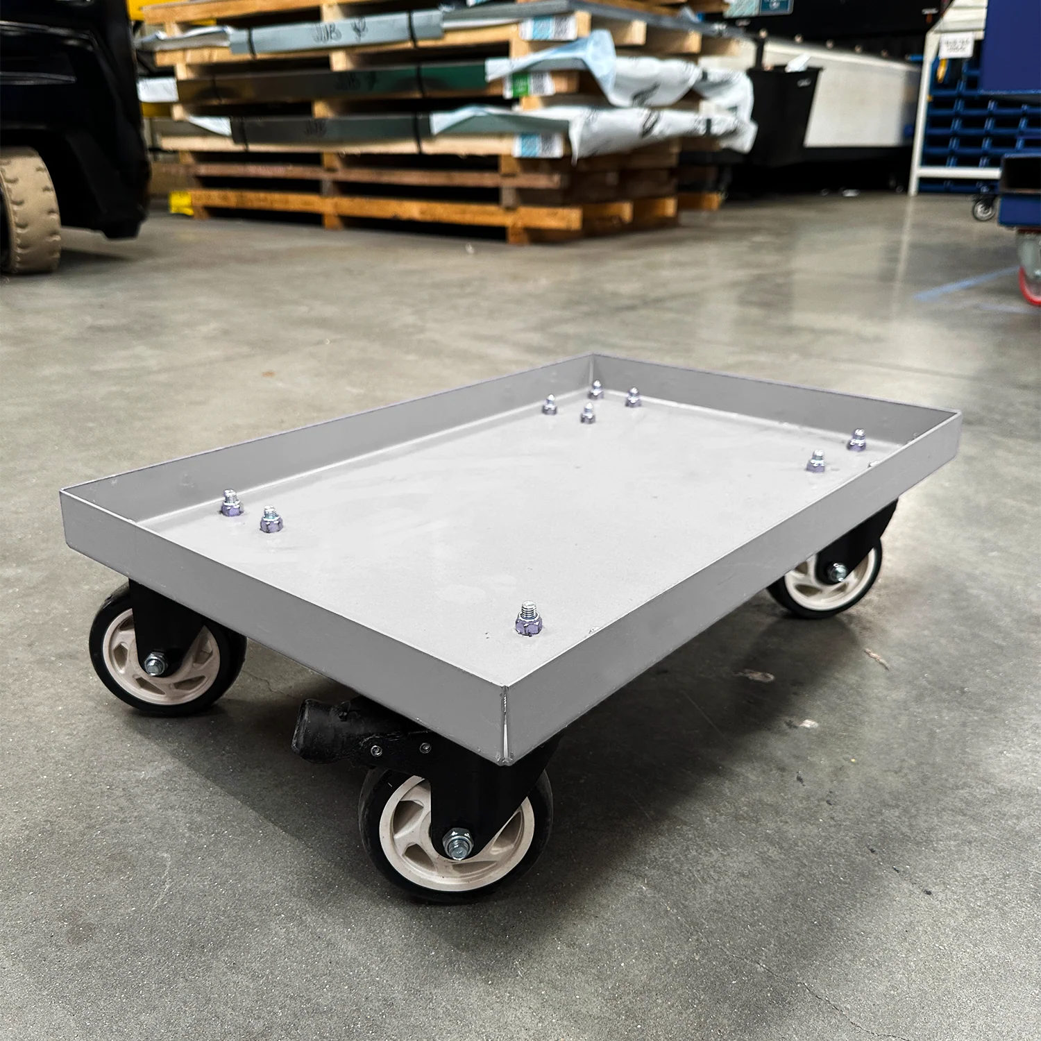MegaMaxx PRO 600mm x 400mm Bale Arm Crate Mobile Storage Dolly - Image 7