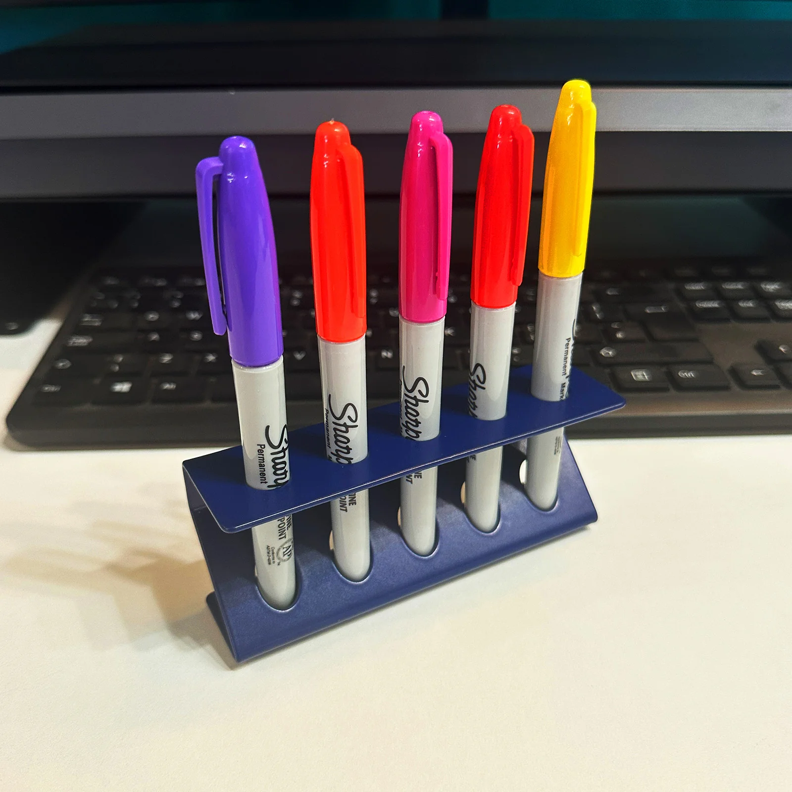 MegaMaxx UK™ Desktop 5-Slot Pen Organiser & Holder - Image 13