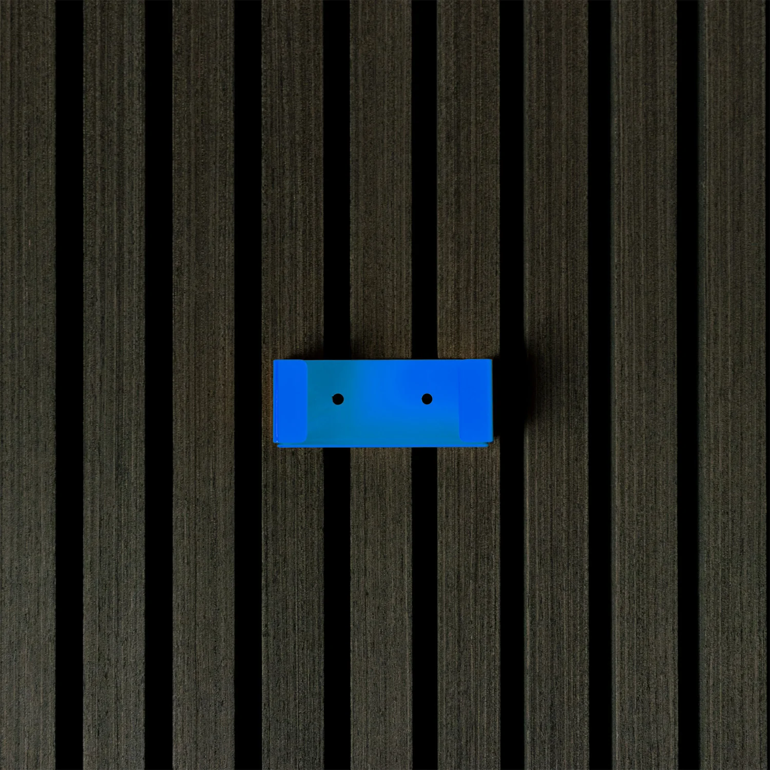 MegaMaxx UK™ Wall Mount Holder for 85mm x 55mm Business Cards - Image 12