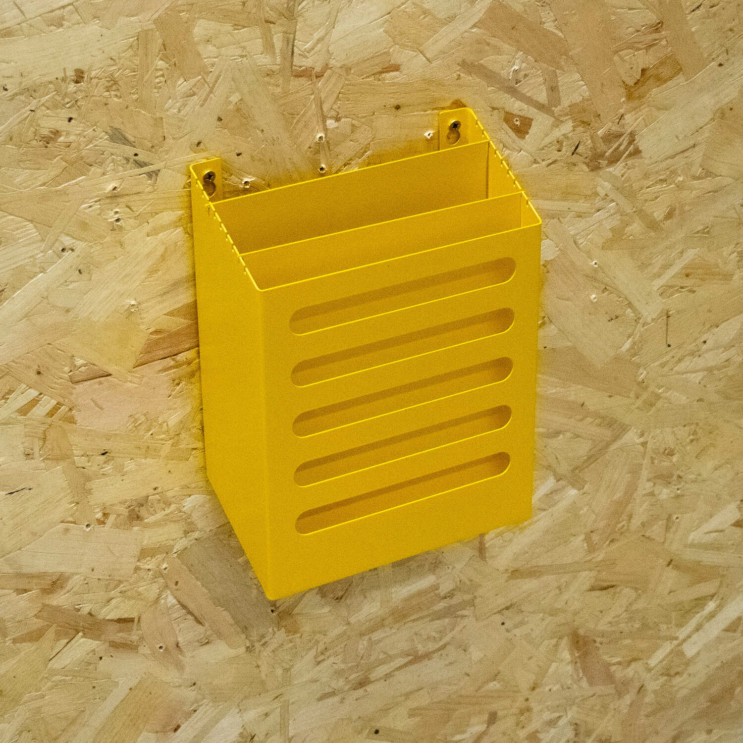 MegaMaxx UK™ Wall Mount A4 Paper & File Holder with Divider Slots - Image 7