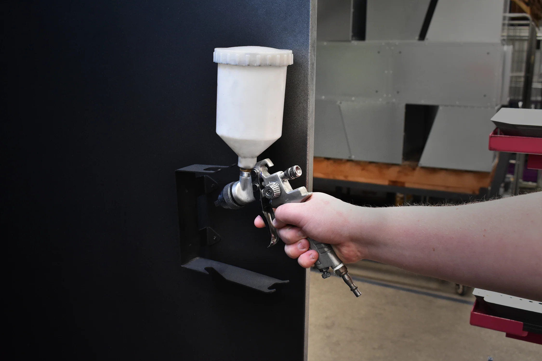 MegaMaxx UK™ Wall Mount Side Mount Spray Gun Holder - Image 8
