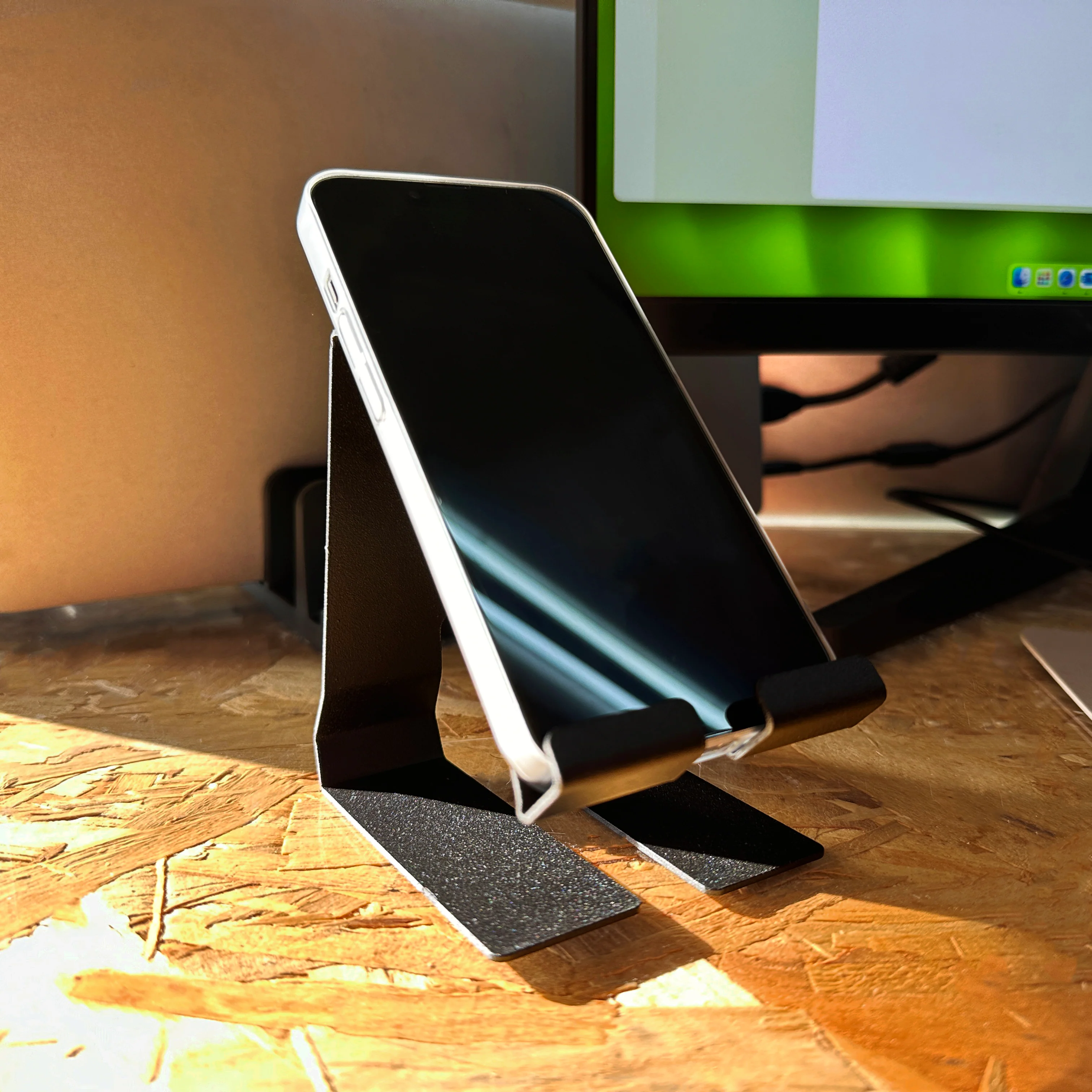 Okunaii™ Free-Standing Desktop Phone Stand Holder - Image 5