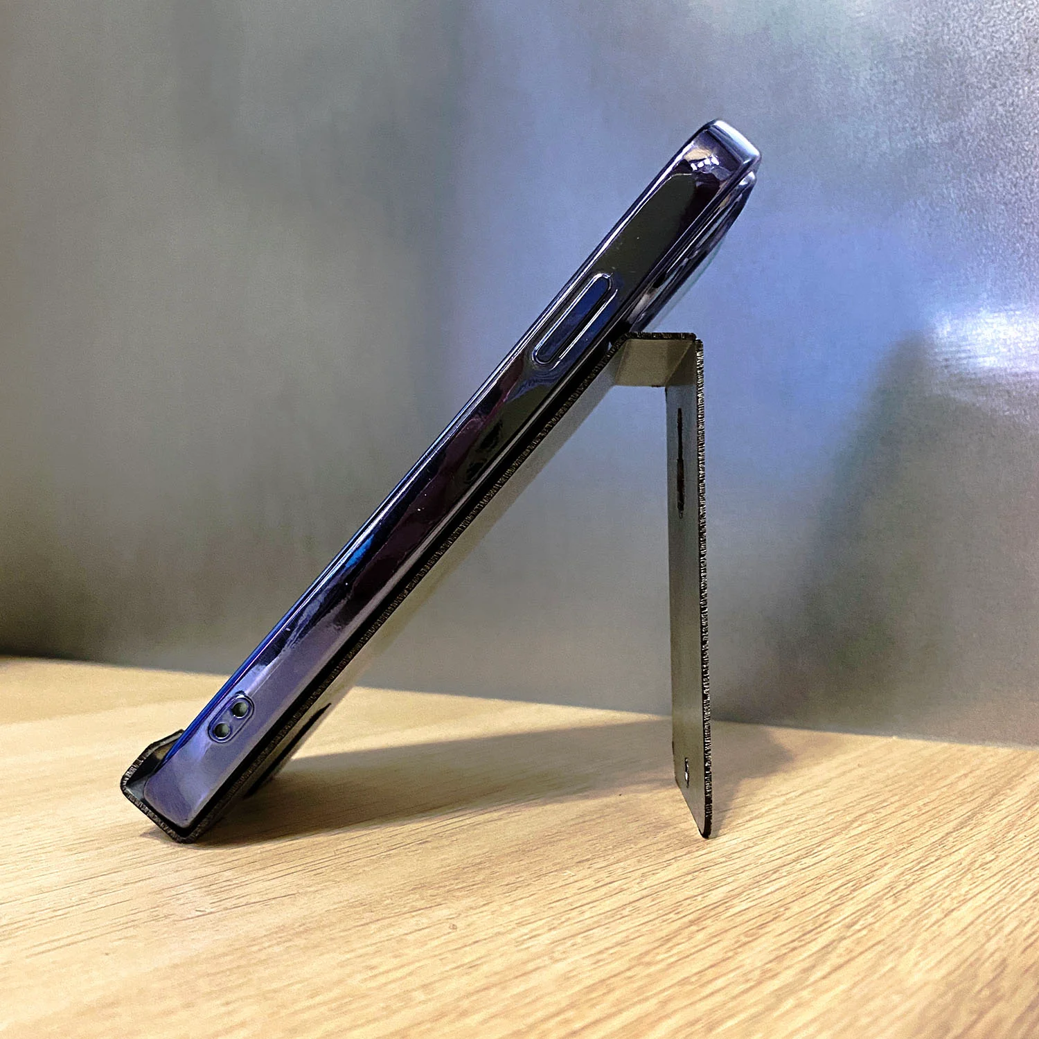 Okunaii™ Mobile Phone Wall Mount & Desktop Holder - Image 10