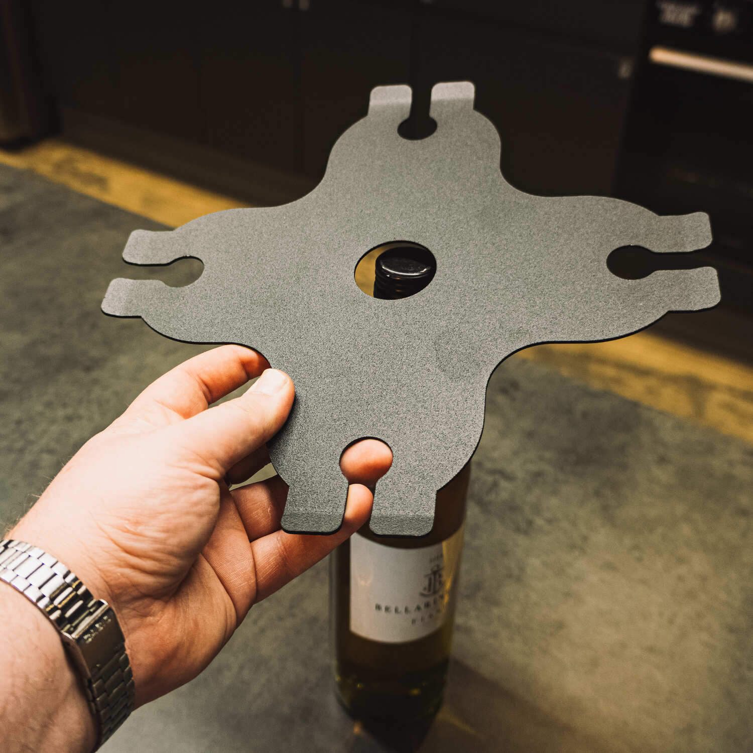 Okunaii™ Wine Bottle Caddy & Easy-Carry Holder for 4 Glasses - Image 15