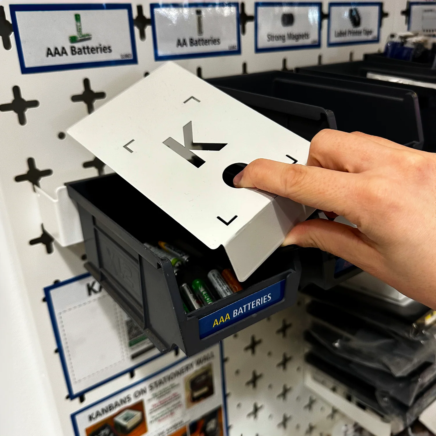 MegaMaxx UK™ Physical Barrier Kanban for XL Storage Bins (3 Sizes Available) - Image 4