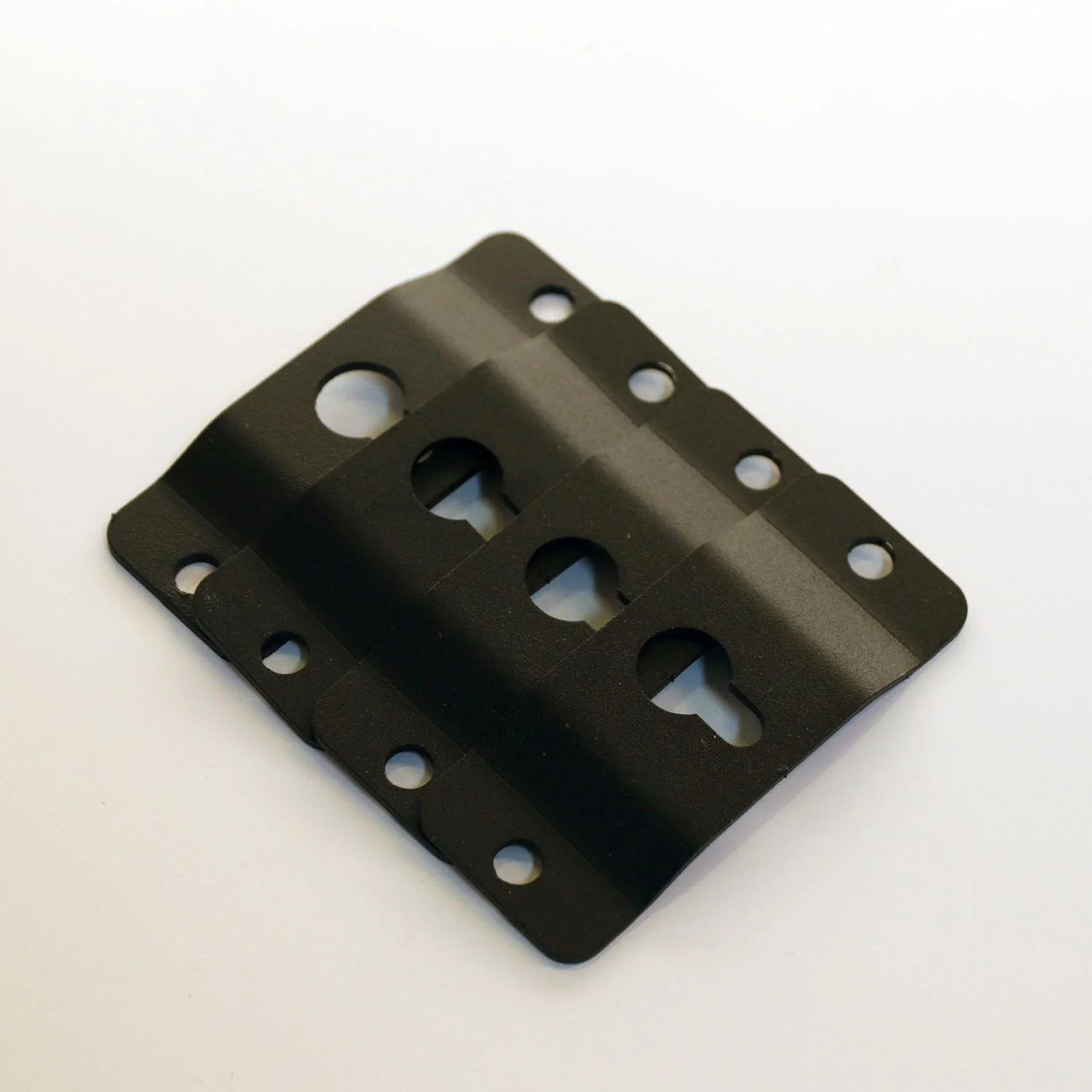 Screw-On Keyhole Hanging Brackets - Image 6