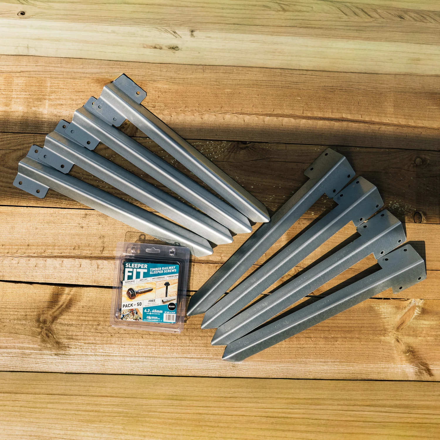 SleeperFit Staked Railway Sleeper Bracket Planter Starter Kit - Corner Brackets, Straight Brackets & Screws - Image 10