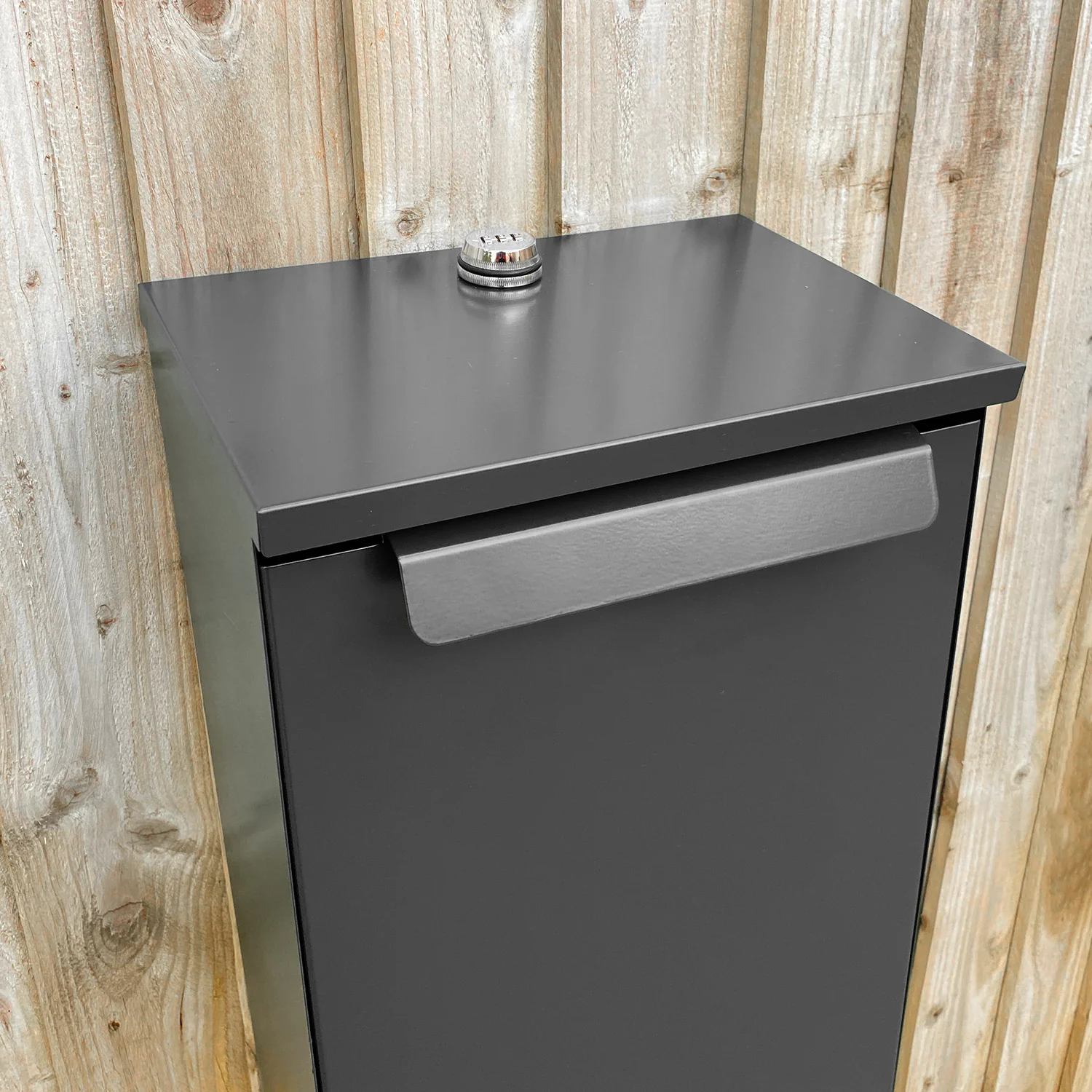 Anti-Theft Water-Resistant Wall Mount Lockable Parcel Box for Secure Home Deliveries - Image 27