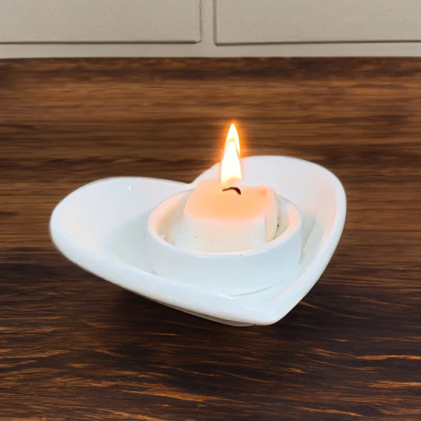 White Heart-Shaped Tealight Holder - Image 2